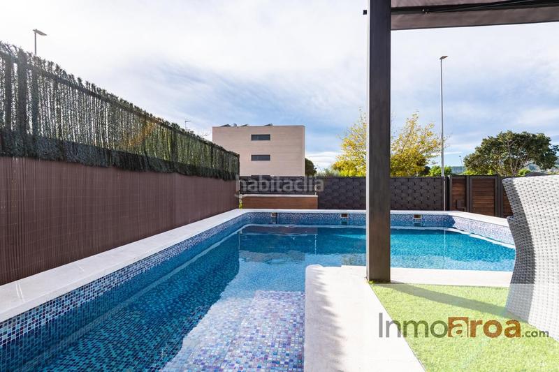 Foto d86d84a9-ac5d-4a6d-a4e0-b6b22a1eef0a. Maison avec chauffage parking piscine dans Pau Lledó Castellón de la Plana