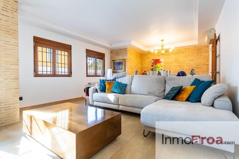 Foto b874eef4-d744-4c57-93ec-15b28bdc807f. House with heating pool in Los Pinares-La Masia Bétera