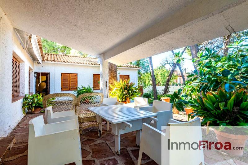 Foto 244d5585-6945-4fe3-abd4-15dfb4c1851a. Casa oportunidad chalet en betera!! en Centro Bétera