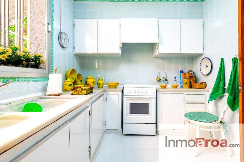 Foto 3c1d530f-be9a-48fa-8c22-5389665c9f74. Casa oportunidad chalet en betera!! en Centro Bétera