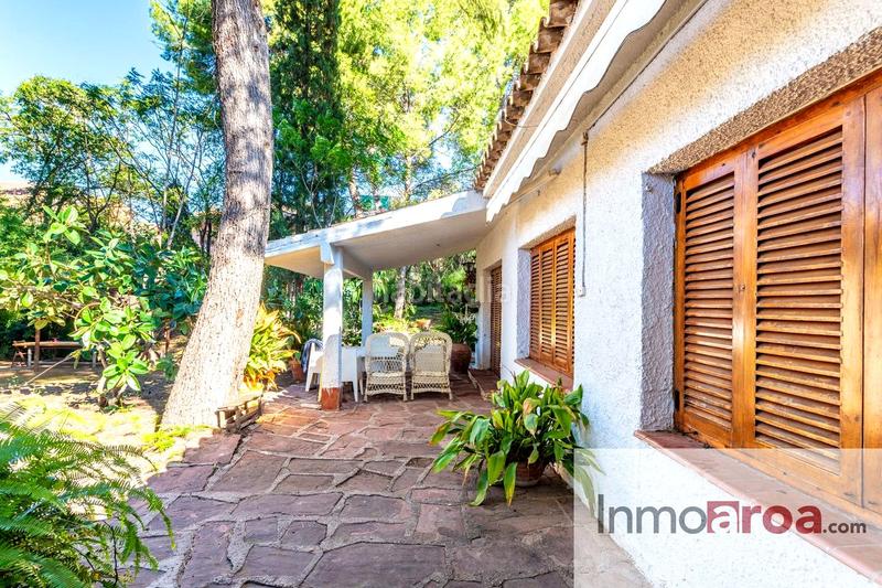 Foto be49a92c-59d2-42c1-a34c-f665dfe7dd9c. Casa oportunidad chalet en betera!! en Centro Bétera