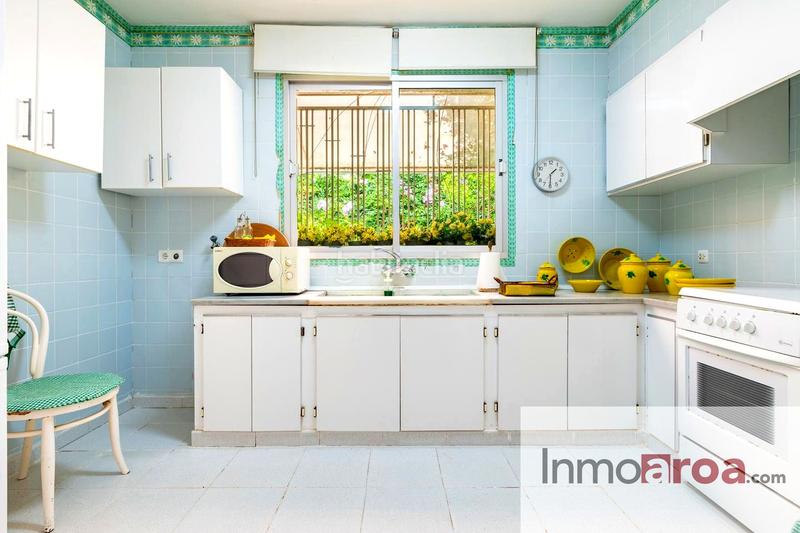 Foto e1a4573d-74bb-47e2-a9f7-3dd0a2d0ab1e. Casa oportunidad chalet en betera!! en Centro Bétera