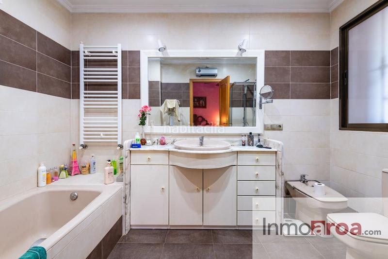 Foto 2235d4b4-262f-430b-ace1-6a9e91c33f03. Maison avec chauffage parking dans El Paraíso-Los Almendros Eliana (l´)