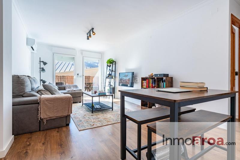 Foto d22a2904-1bd5-4b3f-ac40-a45773de1f92. Piso  reformado en Centro del pueblo en Centro Bétera