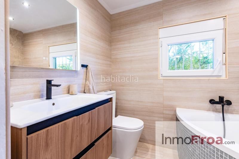 Foto 0636a016-101f-4aca-8e44-527f251b5466. Casa con piscina in Los Pinares-La Masia Bétera