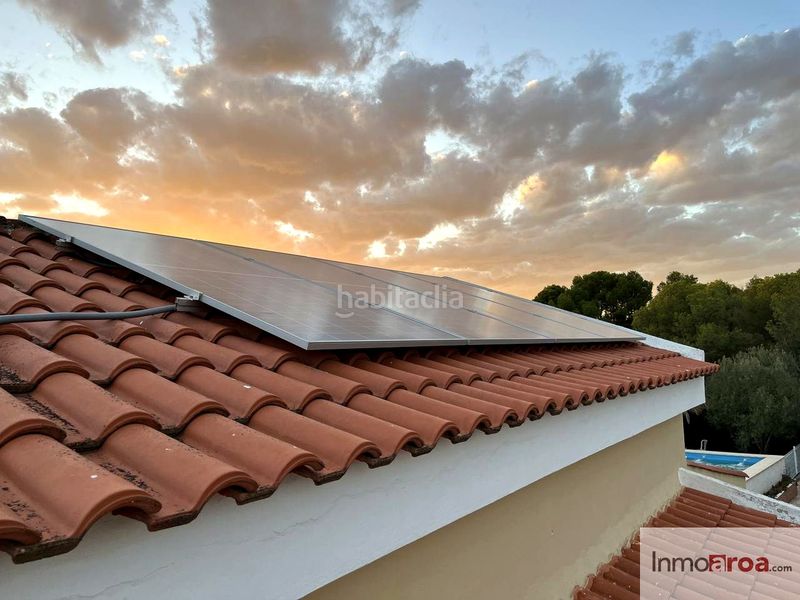 Foto a23f07df-846e-4c89-9c5d-5f01ad23436e. Casa amb calefacció piscina a Los Pinares-La Masia Bétera