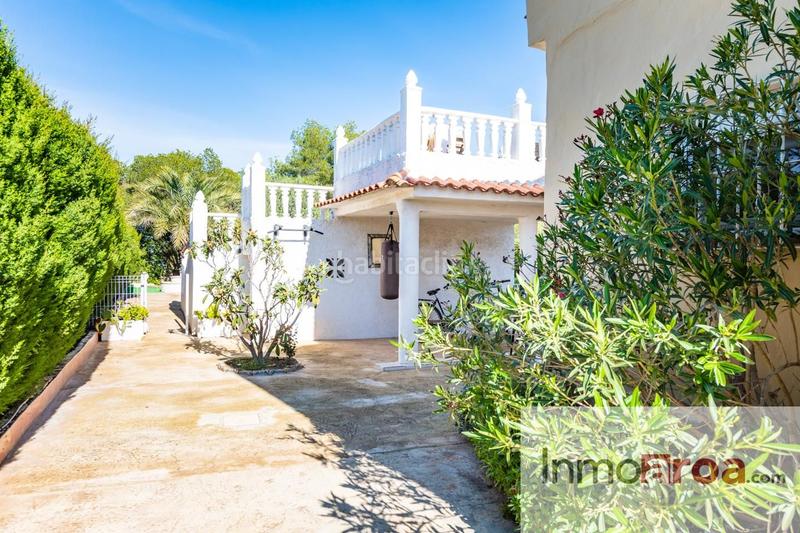 Foto c1556d15-c848-4527-a0e7-57130f84939d. Casa con piscina in Los Pinares-La Masia Bétera