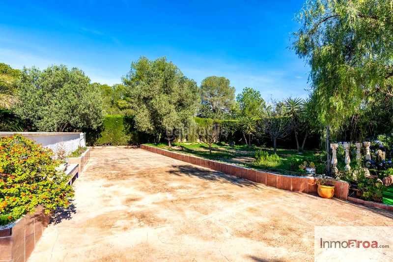 Foto cfcad282-9eb0-439e-9248-265017493b87. Casa amb calefacció piscina a Los Pinares-La Masia Bétera