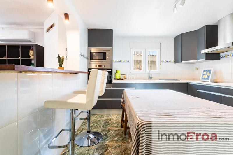 Foto eb0b97af-827d-4828-a783-17e5a6230175. Casa con piscina in Los Pinares-La Masia Bétera