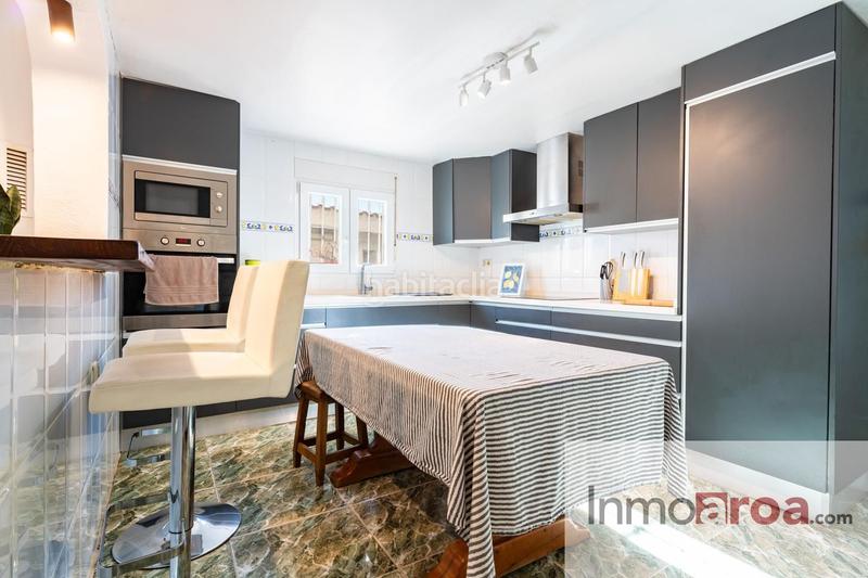 Foto fa12ff5d-5e01-4592-86ba-e2510983fdee. Casa con piscina in Los Pinares-La Masia Bétera