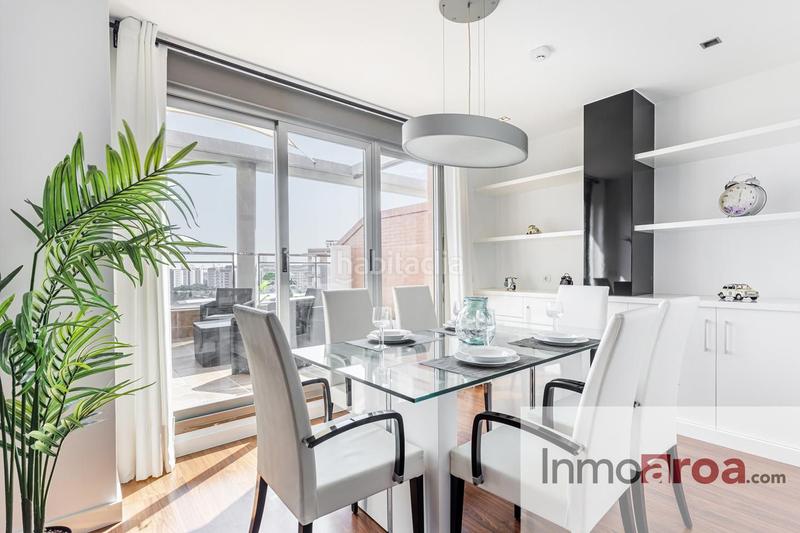 Foto 63ba031c-b1a5-4884-bb51-ef7d15228ecc. Alquiler dúplex piso en alquiler en calle menorca en Valencia