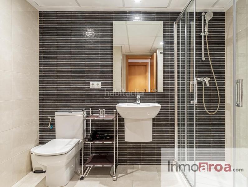 Foto b73dbca4-ee41-41c9-a0a5-0db794dc254b. Alquiler dúplex piso en alquiler en calle menorca en Valencia