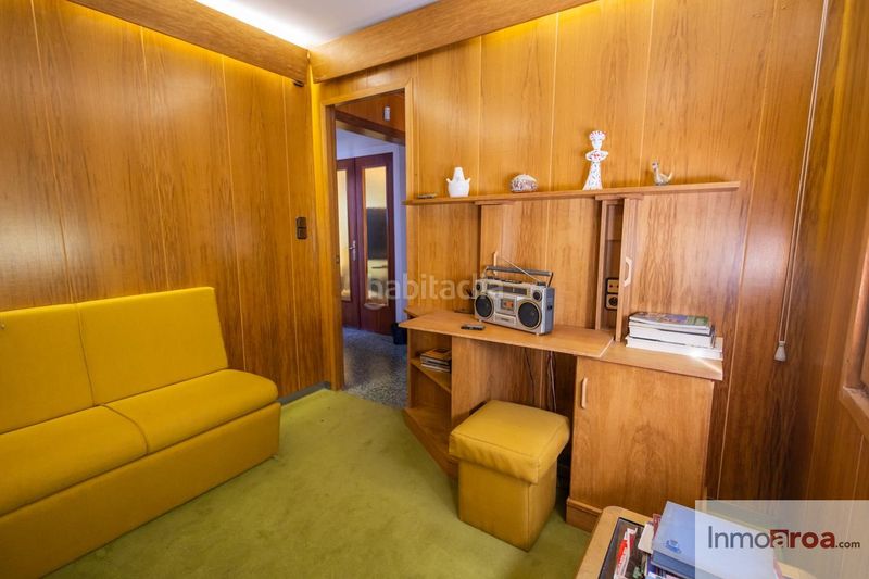 Foto 310e9a6f-4d50-4c40-be37-1e589166daad. Casa amb aparcament piscina a Banyoles