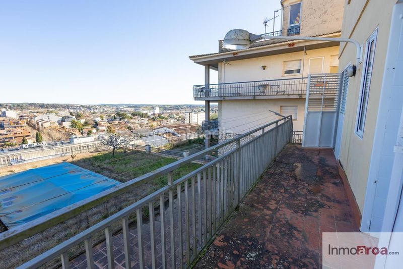 Foto 4bcb846a-fc7f-4fdd-9fc1-491ee24798e1. Casa amb aparcament piscina a Banyoles