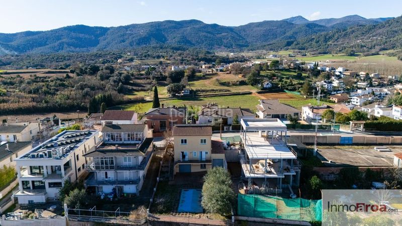 Foto 6e0d7b7a-5115-4953-bb51-18aed02dcbc7. Casa amb aparcament piscina a Banyoles