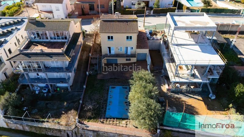 Foto e2891967-9334-4edd-877f-5fc876fdc3e4. Casa amb aparcament piscina a Banyoles