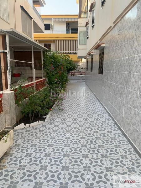 Foto d3312c0f-0daf-4826-b516-0d33ee1ebbd8. Planta baixa a Oliva playa Oliva