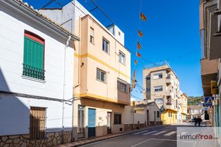 Casa  Valencia. Casa de pueblo en naquera