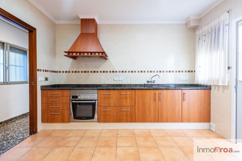 Foto 1b5c5c61-ae97-48ce-b240-ad589af92055. Piso  en betera en Centro Bétera