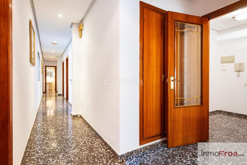 Foto d4f2bf87-b823-41fb-99b1-d409ec9c6bb2. Piso  en betera en Centro Bétera