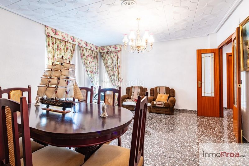 Foto f8840b4d-ec0b-4ee1-8474-eb64c210916d. Piso  en betera en Centro Bétera