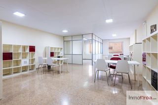 Local Comercial a Plaça de la Pau