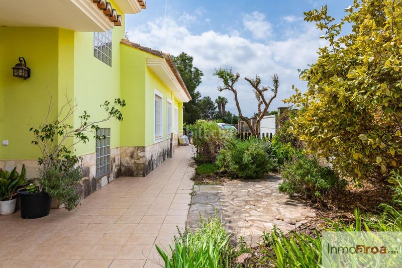 Foto cd97d6cf-1df5-4871-87e4-e7f5eabad3d8. Maison avec chauffage parking piscine dans Los Pinares-La Masia Bétera