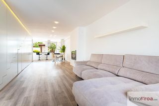 Casa a La Conarda. Chalet en urbanización san martin