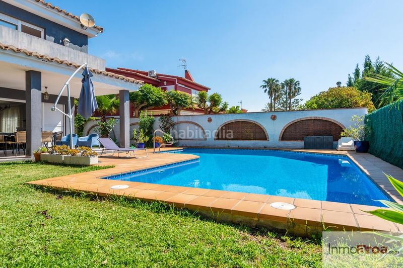 Foto 4ae73482-8515-45e3-b05d-527d97d825cd. Casa amb piscina a Heliópolis Benicasim / Benicàssim