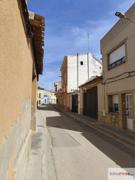 Foto e4291e5a-e554-41b7-9f39-4ede7defef5a. Casa en la merced 4 casa a reformar con mucho potencial en Casas - Ibáñez