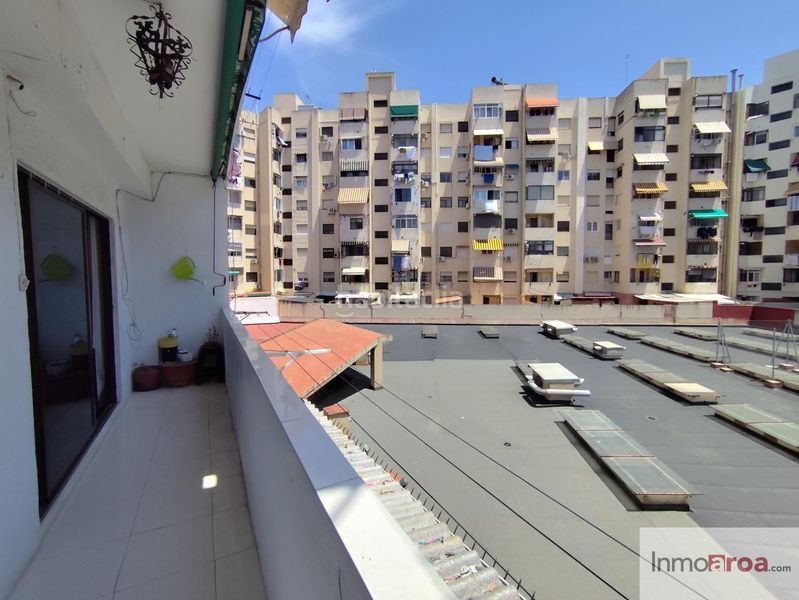 Foto eb30b987-4976-4d2b-8fd3-64fc7b367025. Piso  en Barrio de Patraix Valencia
