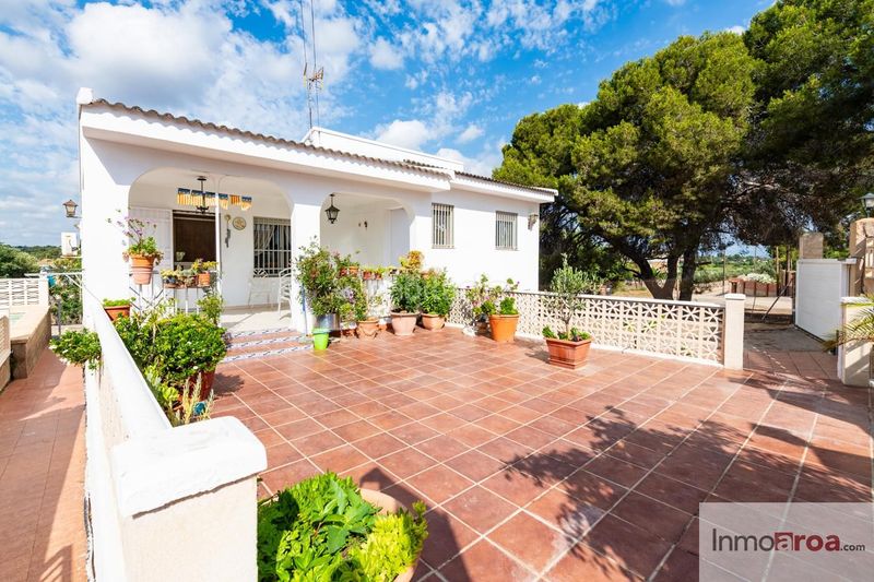Foto fbf734a2-0fc5-4075-ac87-d3311c4160e7. Casa a Camí de Paterna-Lloma del Calderer Bétera