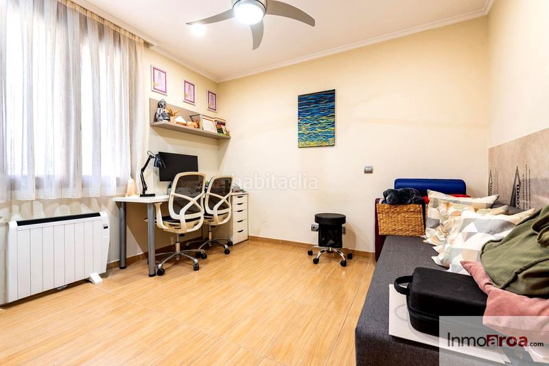 Foto b7079575-cde6-42b9-9343-225e9bee1cd5. Casa a Centro Bétera