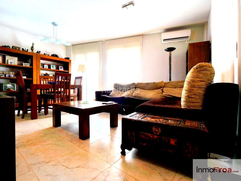 Foto 8f84d2d3-fc7e-4a81-9a1d-ce6eef7002e8. Casa amb aparcament piscina a Gilet