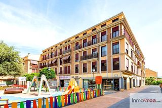 Etagenwohnung in Centro. Oportunidad vivienda en el bulevar!