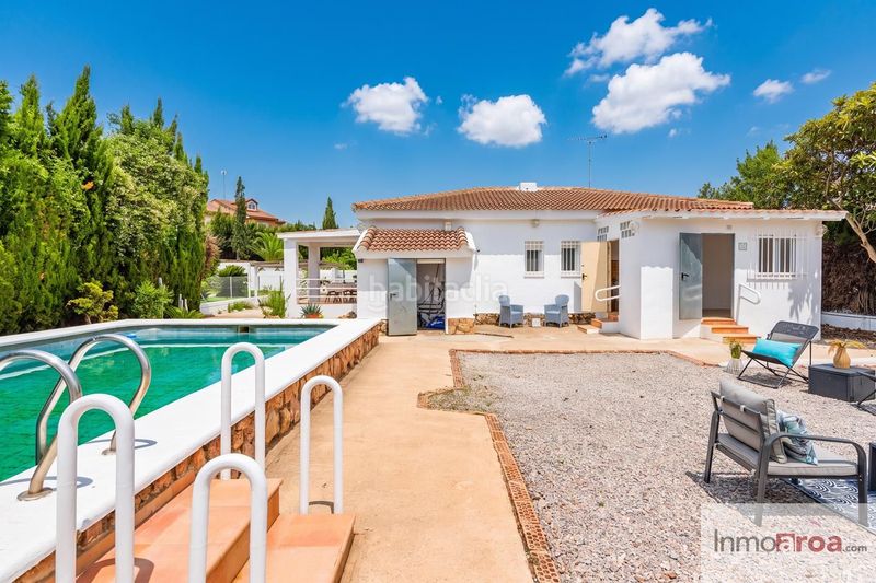 Foto daa67bc4-94a4-4e33-9e42-ed641008588e. Casa amb calefacció piscina a El Carme-Sant Agustí-Bonavista Eliana (l´)