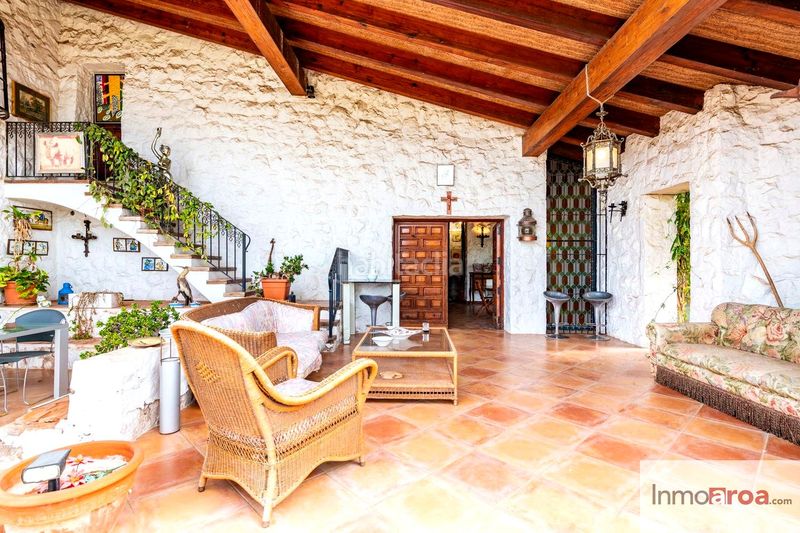 Foto c61841d8-d62d-4698-bbd1-2fc7f614b522. Maison avec piscine dans Los Pinares-La Masia Bétera