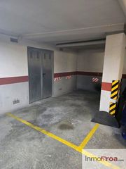 Posto auto in Serra. Se vende plaza de garaje con dos trasteros!!