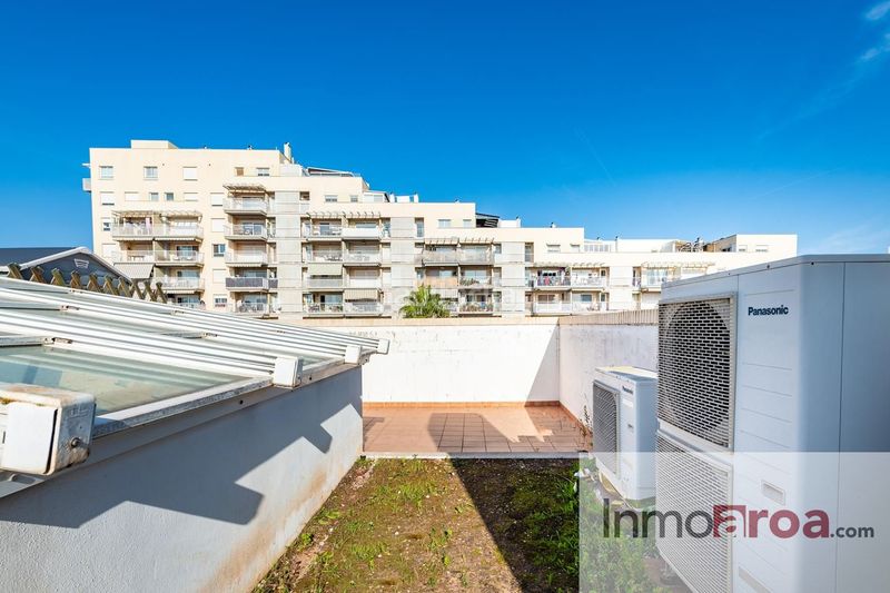 Foto 6f61d806-880a-49da-9702-1090f0ec9c8d. Casa amb aparcament piscina a Platja de la Pobla de Farnals Pobla de Farnals (la)