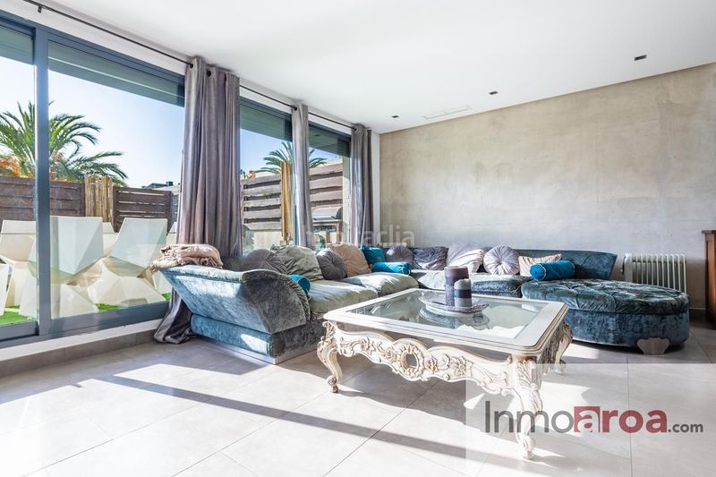 Foto ad55f3d6-05c2-4263-9adf-d77fc2743330. Casa amb aparcament piscina a Platja de la Pobla de Farnals Pobla de Farnals (la)