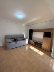 Rent Flat  Calle loja. Precioso para entrar a vivir ya