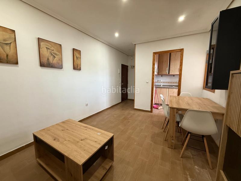 Foto aec3abef-327f-415d-b426-b5524f922c6a. Location appartement dans Sector Sur Córdoba