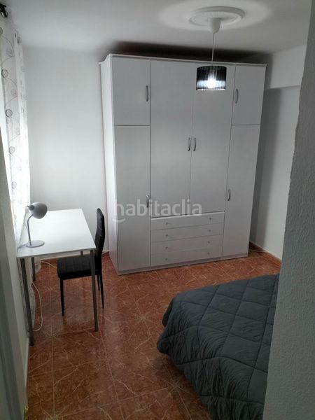 Foto 7ddba0fc-fe86-4529-b6d2-4c1f7bc39e8c. Pis a Huerta de la Reina - Trassierra Córdoba