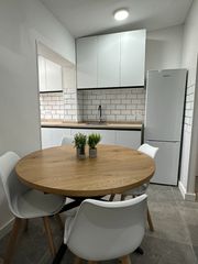 Rent Flat  Calle solares san rafael 18. Vivienda reformada para entrar