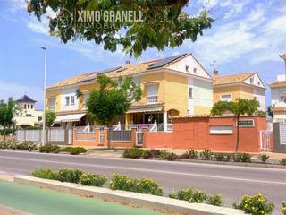 Casa a Moncófar Pueblo. Bajada de precio!! magnifico adosado en moncofa con piscina y pl