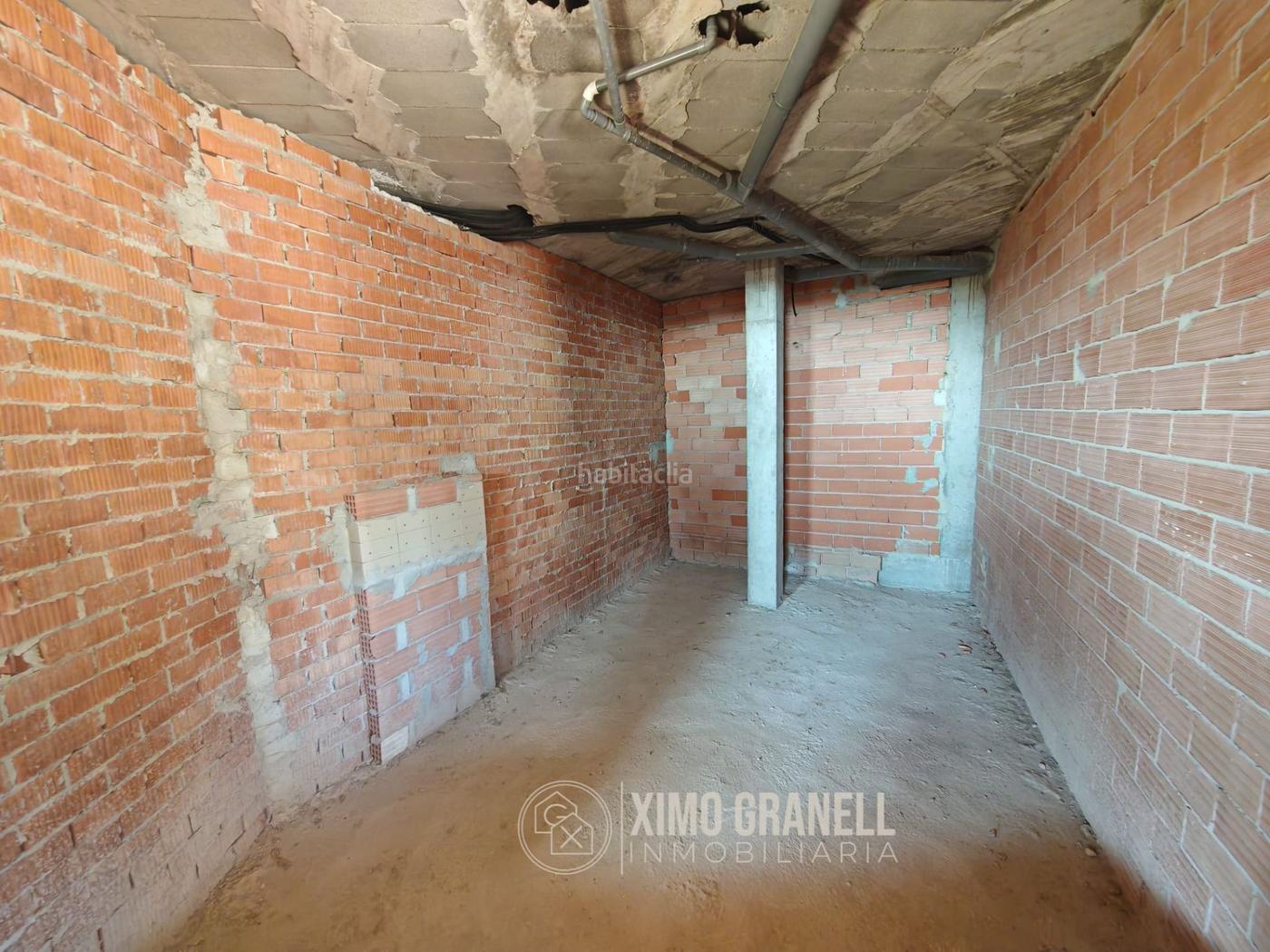 LOCAL COMERCIAL  COMPLETAMENTE DIAFANO Y A DOS NIVELES 140m Vall dUix (la)