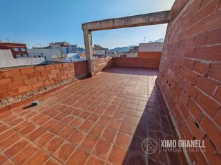 Maison à Vall d´Uixó (la). Vivienda unifamiliar en construccion distribuida en tres plantas
