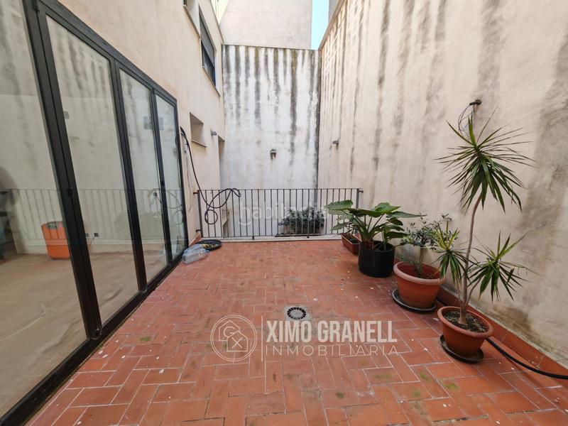 Foto 62cbefef-e48f-4916-95a7-6daf88563057. Casa vivienda unifamiliar en el poligono iii de la vall duixó con garaje, patio, buhardilla y gran terraza en Vall d´Uixó (la)