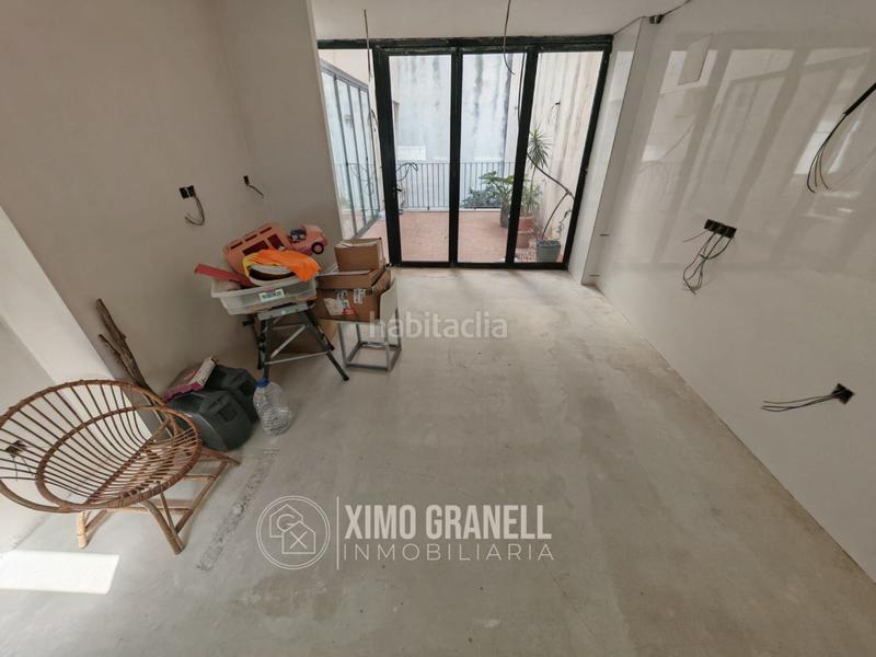 Foto 693e79c5-8294-46a9-b473-11f26caeaa76. Casa vivienda unifamiliar en el poligono iii de la vall duixó con garaje, patio, buhardilla y gran terraza en Vall d´Uixó (la)