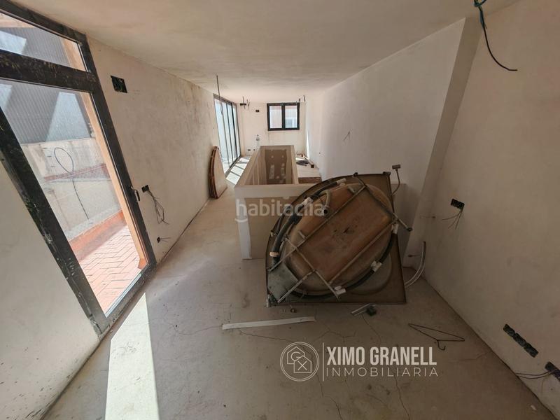 Foto 7d49d25b-8e37-4f9e-830d-dbab9d976259. Casa vivienda unifamiliar en el poligono iii de la vall duixó con garaje, patio, buhardilla y gran terraza en Vall d´Uixó (la)